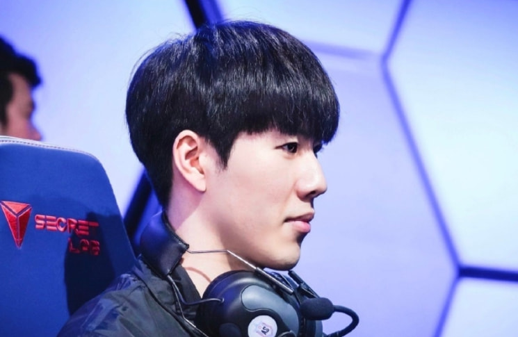 补足球队在 补足球队在