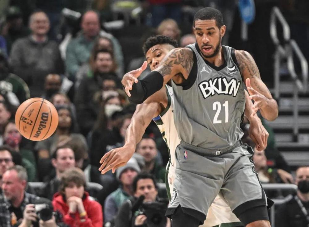 迫走边或长 迫走边或长